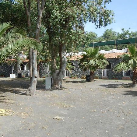 Villaggio Togo Togo Porto di Ponente Bagian luar foto