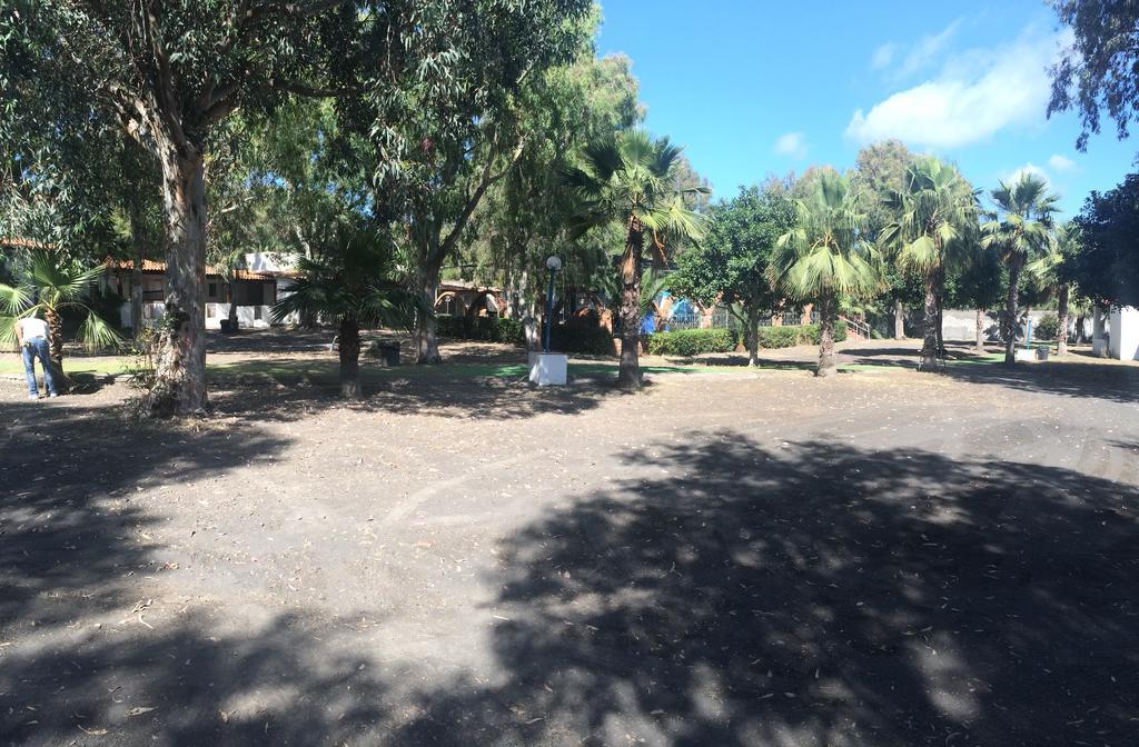 Villaggio Togo Togo Porto di Ponente Bagian luar foto