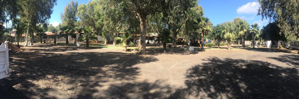 Villaggio Togo Togo Porto di Ponente Bagian luar foto