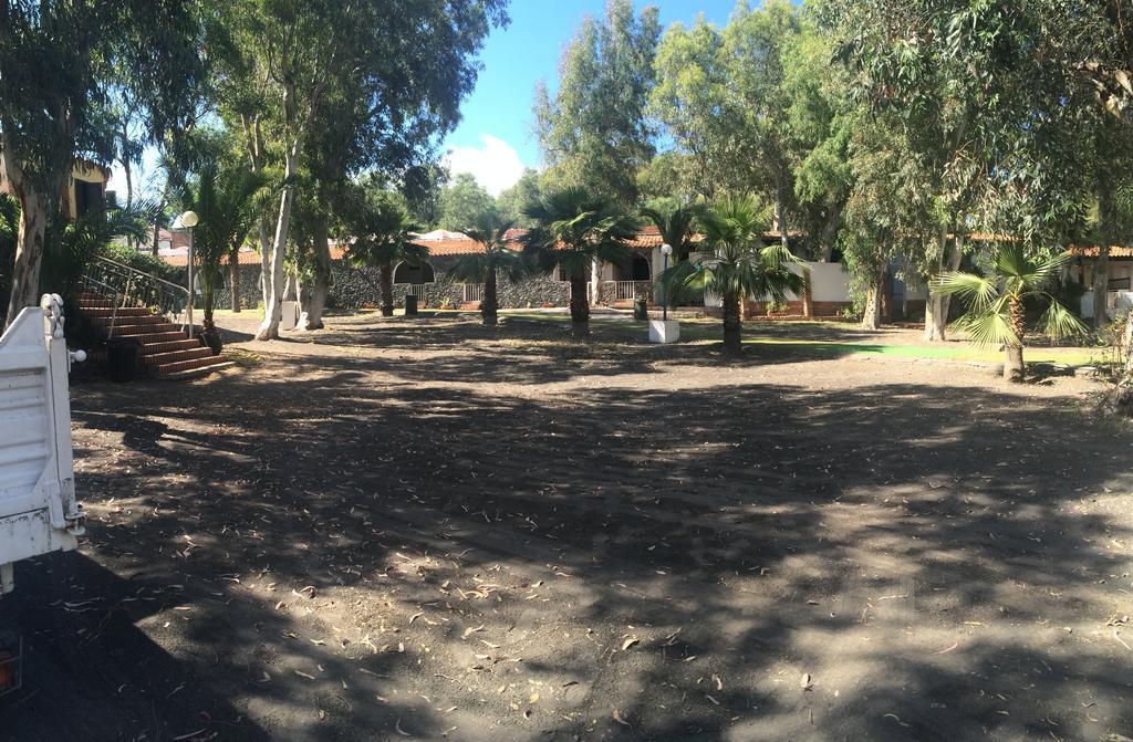 Villaggio Togo Togo Porto di Ponente Bagian luar foto