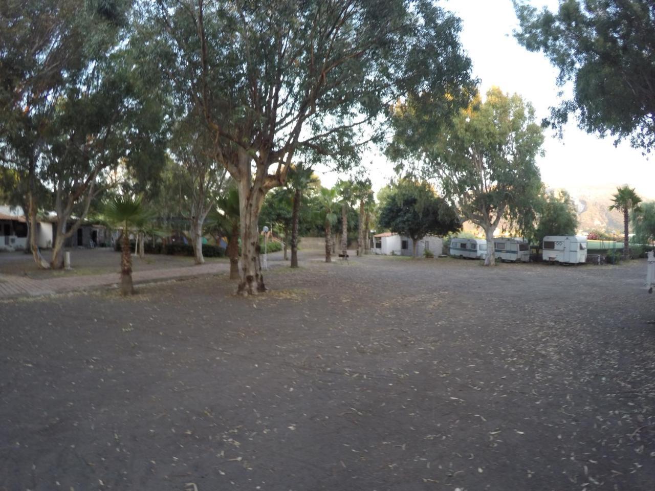 Villaggio Togo Togo Porto di Ponente Bagian luar foto