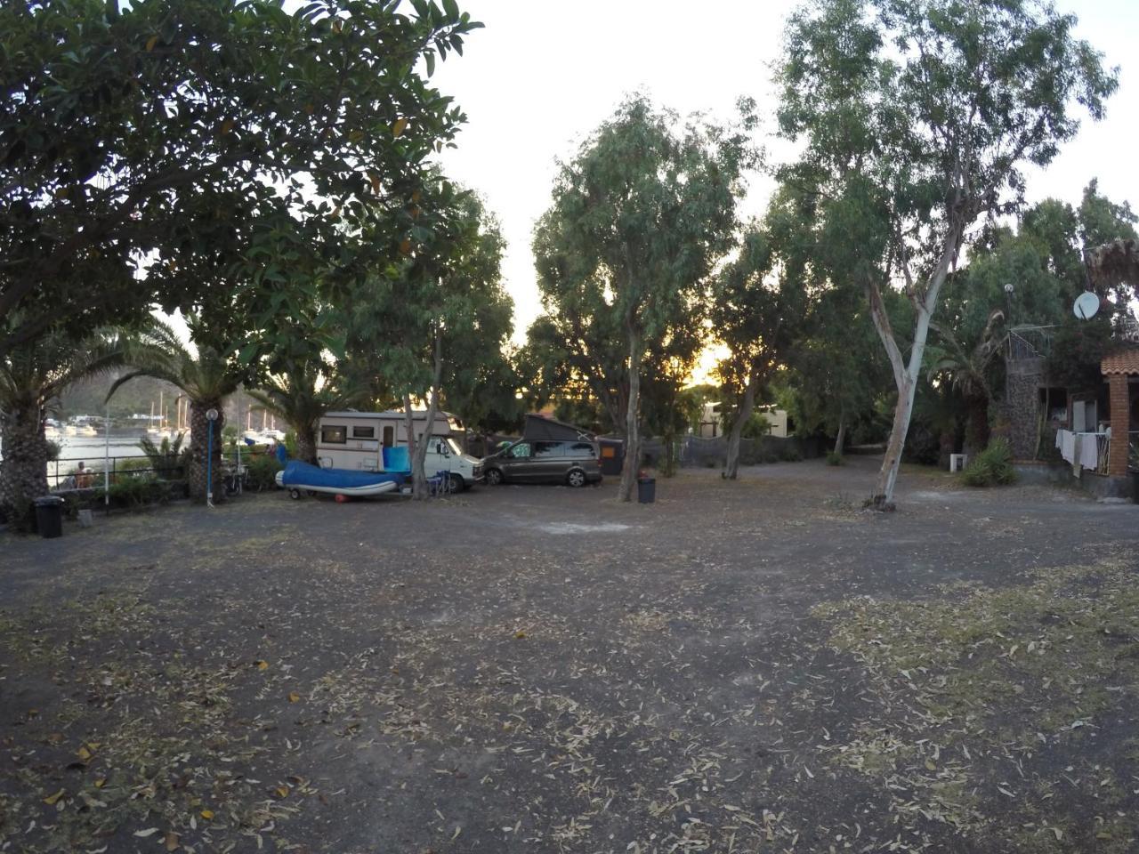 Villaggio Togo Togo Porto di Ponente Bagian luar foto