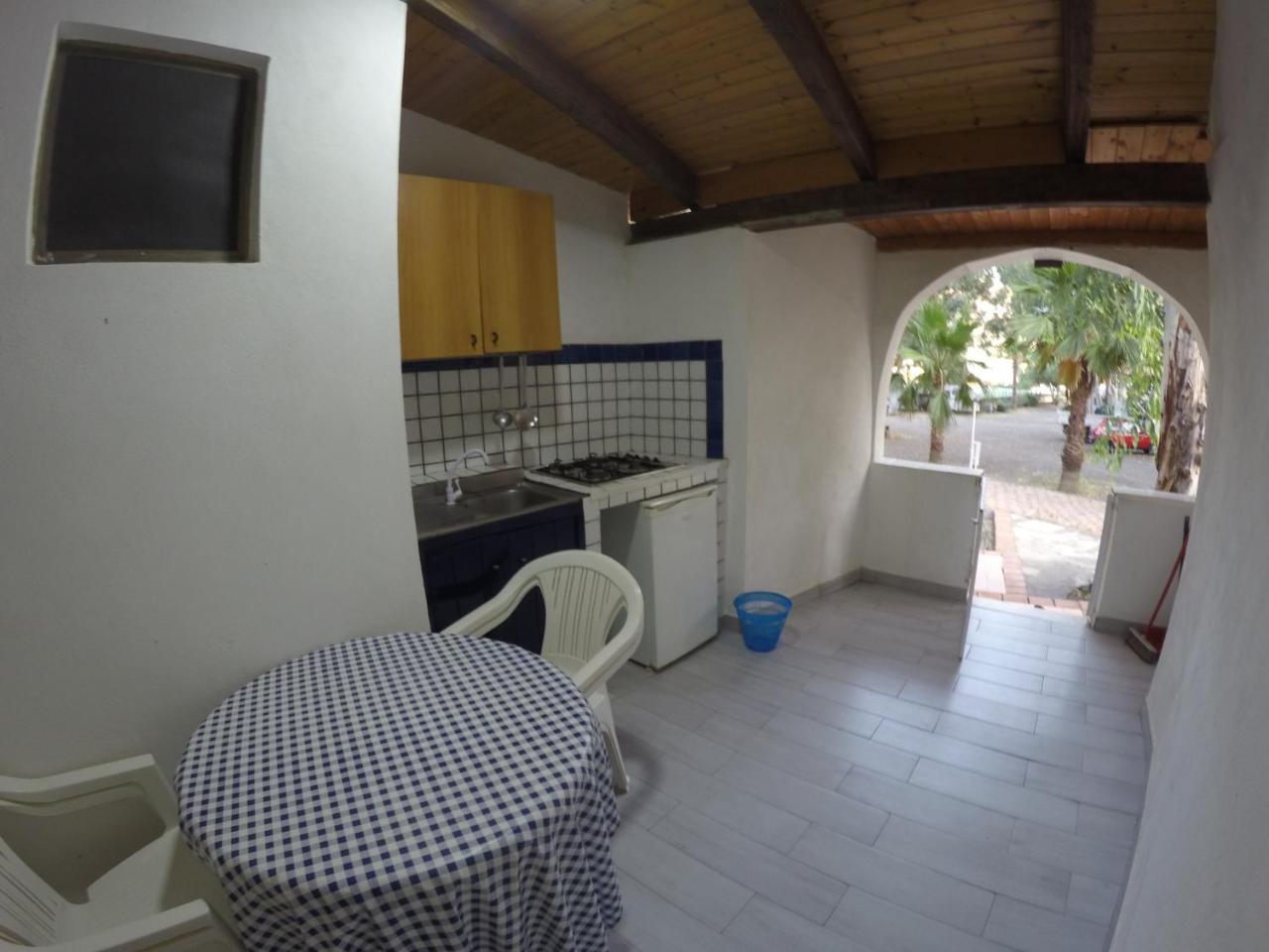Villaggio Togo Togo Porto di Ponente Bagian luar foto