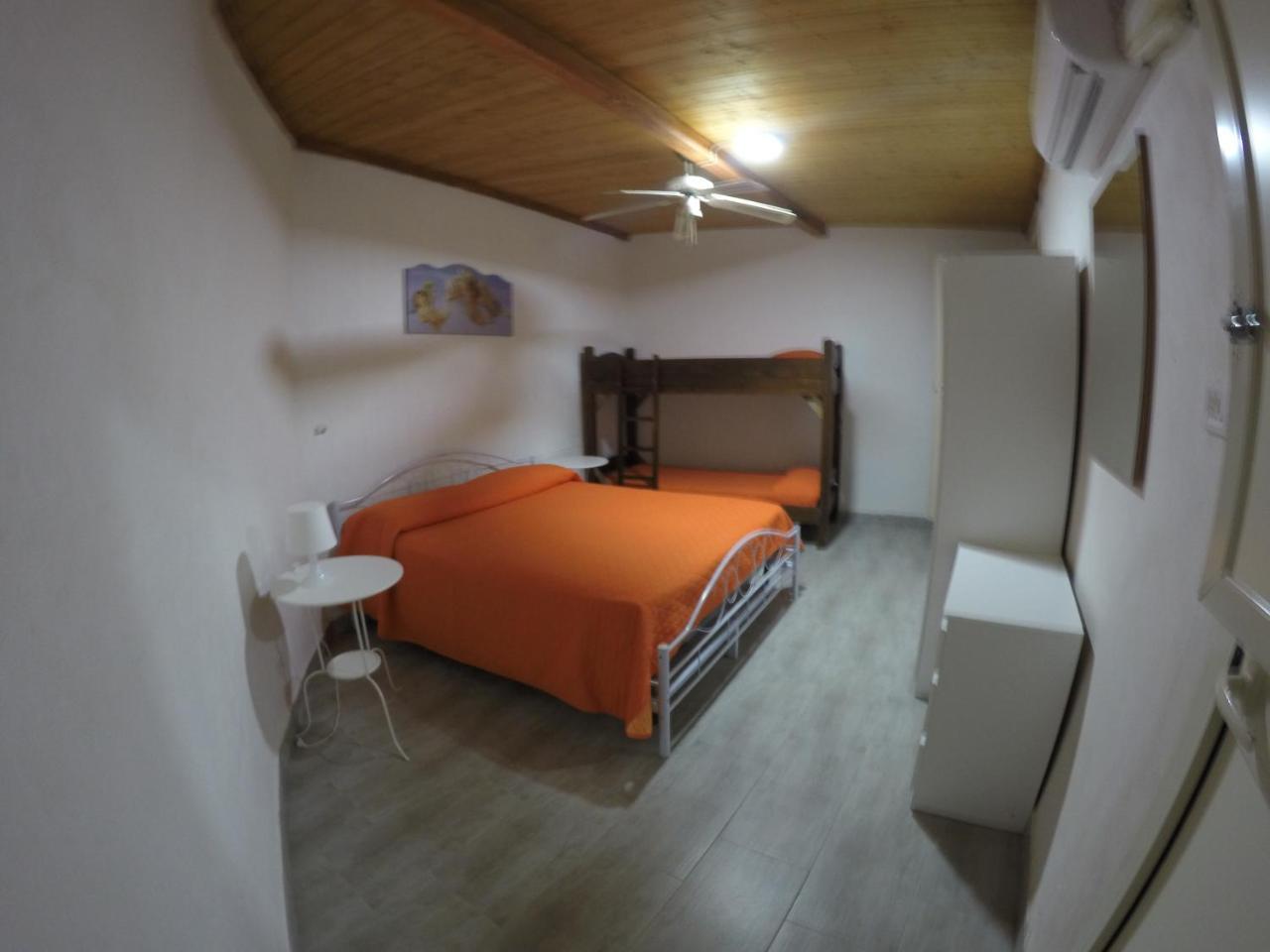 Villaggio Togo Togo Porto di Ponente Bagian luar foto