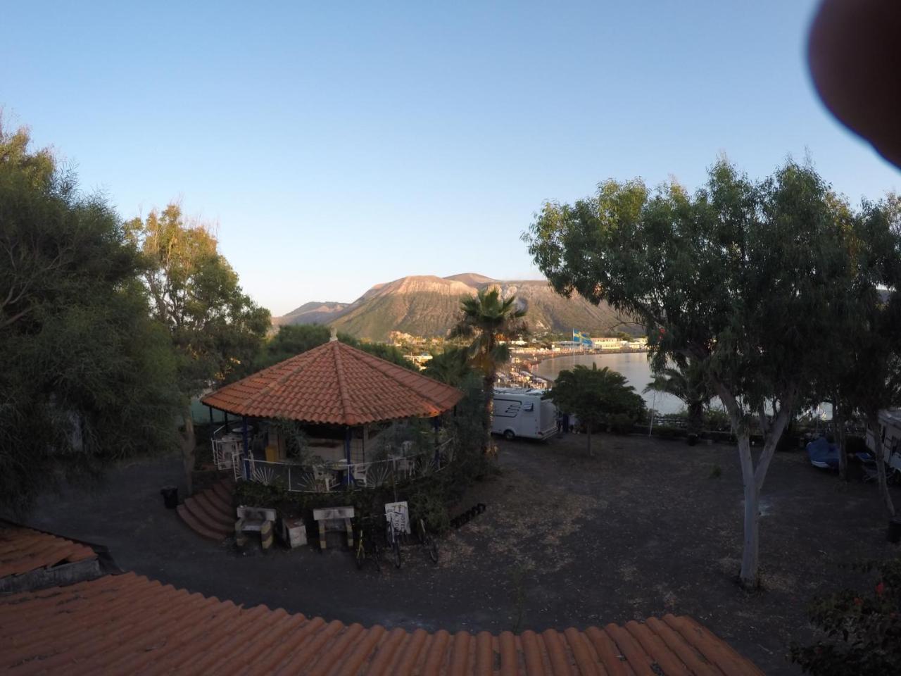 Villaggio Togo Togo Porto di Ponente Bagian luar foto