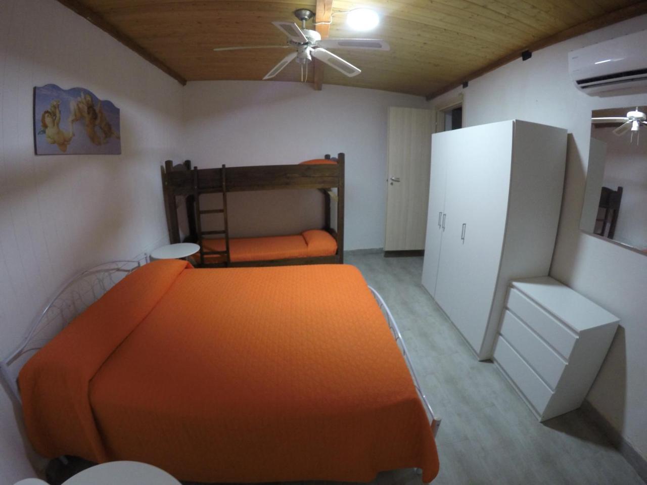 Villaggio Togo Togo Porto di Ponente Bagian luar foto